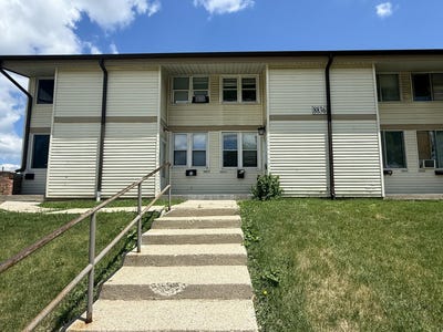 /international/us/8836-n-95th-st-milwaukee-wi-110109060173/