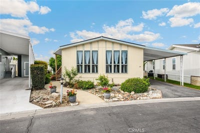 /international/us/10681-oak-street-los-alamitos-ca-110106929528/