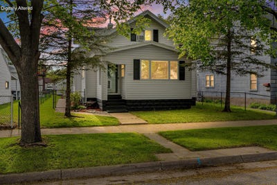 /international/us/1905-wood-st-la-crosse-wi-110107824333/