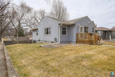 /international/us/1933-s-euclid-ave-sioux-falls-sd-110107193480/