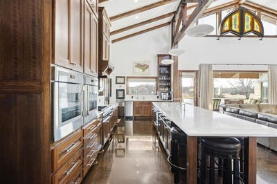 /international/us/1818-county-road-1151-cumby-tx-110097744672/