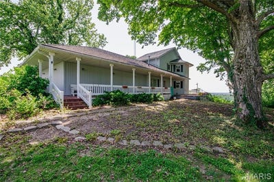 /international/us/634-n-200-street-vandalia-il-110099646356/