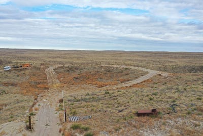 /international/us/ivan-road-lake-mcconaughy-ogallala-ne-110092272419/?lang=en