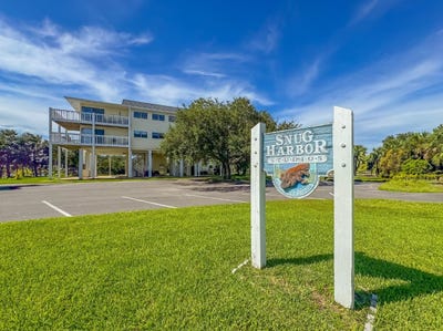/international/us/36-sea-breeze-drive-crawfordville-fl-110108438506/