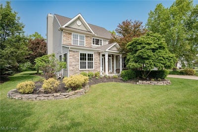 /international/us/346-waterside-drive-avon-lake-oh-110099989181/