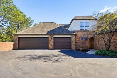 /international/us/1221-fountaine-drive-columbus-oh-110120462592/