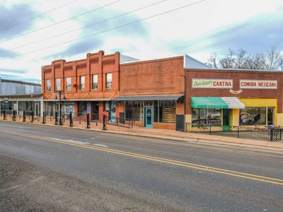 /international/us/218-e-1st-street-hughes-springs-tx-110100479869/?lang=zh-tw
