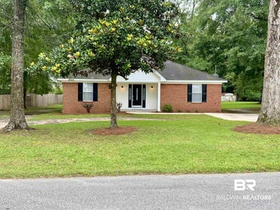 /international/us/1006-newport-parkway-bay-minette-al-110109347308/