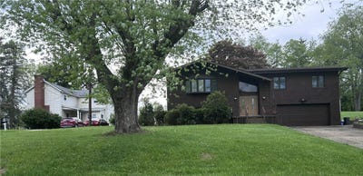 /international/us/215-217-fairlawn-dr-monroeville-pa-110100193068/