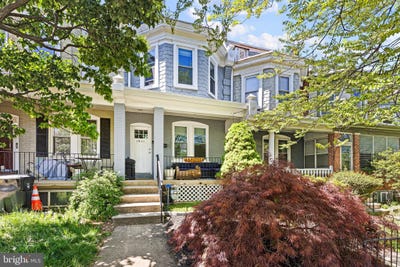 /international/us/1011-n-clayton-street-wilmington-de-110107834027/