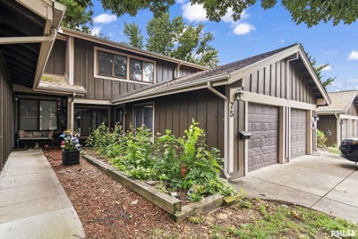 /international/us/75-trailridge-lane-springfield-il-110101295499/
