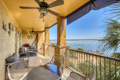 /international/us/98-island-drive-12-horseshoe-bay-tx-110097864630/