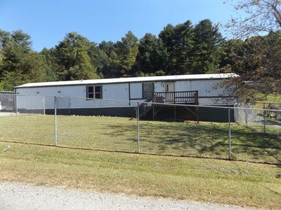 /international/us/285-weddle-st-hillsville-va-110120086020/