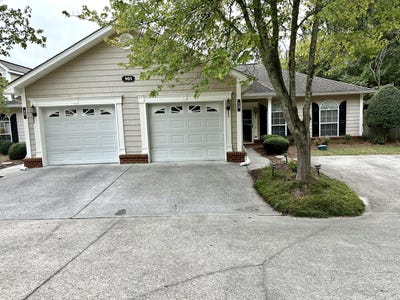 /international/us/901-w-summit-drive-dalton-ga-110120518071/
