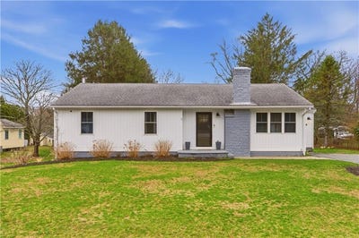 /international/us/739-east-road-tiverton-ri-110107317838/