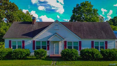 /international/us/817-3rd-avenue-sw-hamilton-al-110108692997/