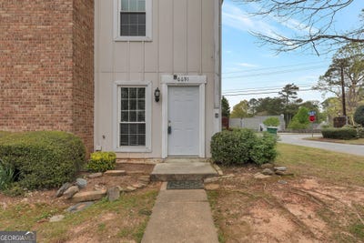 /international/us/6691-colchester-norcross-ga-110098378157/