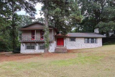 /international/us/109-ridgeway-drive-nashville-ar-110101344408/