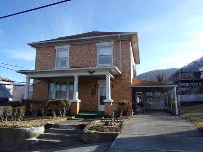 /international/us/211-9th-ave-hinton-wv-110106031269/