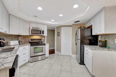 /international/us/6372-la-costa-drive-boca-raton-fl-110110381997/