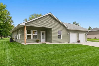 /international/us/808-washington-ave-pacific-junction-ia-110110319326/