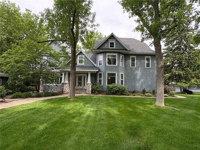 /international/us/1710-maple-avenue-benson-mn-110100396000/