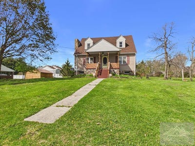 /international/us/905-old-oakvale-road-princeton-wv-110108176545/