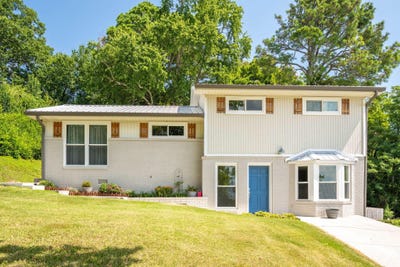 /international/us/235-w-lewis-street-rossville-ga-110100878322/