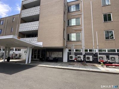 /international/us/5-bishop-road-west-hartford-ct-110108615909/