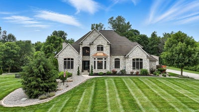 /international/us/17325-n-state-road-1-road-spencerville-in-110100417944/