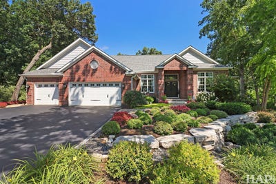 /international/us/9436-bellaire-lane-spring-grove-il-110108253267/