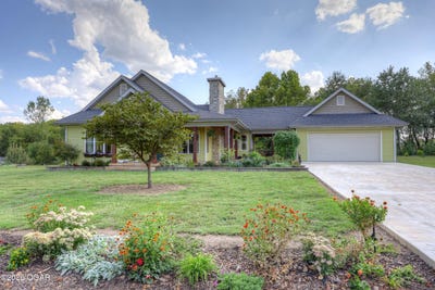 /international/us/16850-imperial-road-carthage-mo-110110269392/
