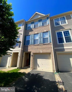 /international/us/15651-john-diskin-circle-woodbridge-va-110108850578/