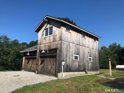 /international/us/3509-redding-road-fairfield-ct-110107261332/