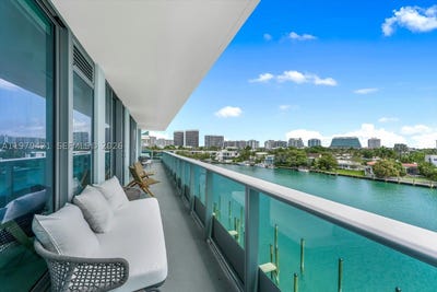 /international/us/9201-e-bay-harbor-dr-bal-harbour-fl-110106259950/