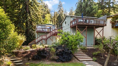 /international/us/9870-river-road-forestville-ca-110108476262/
