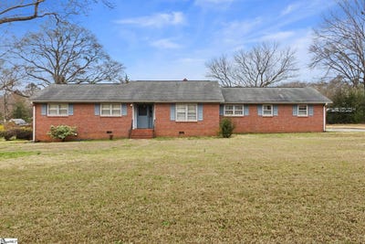 /international/us/1026-sunset-boulevard-clinton-sc-110106169379/