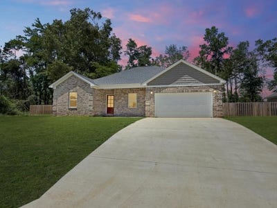 /international/us/240-e-oxford-st-pontotoc-ms-110108294737/