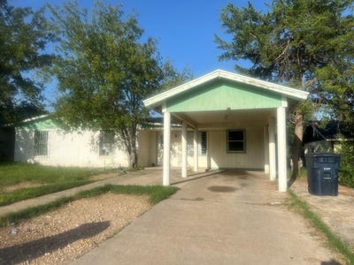 /international/us/1212-meadow-briar-eagle-pass-tx-110101127836/?lang=en