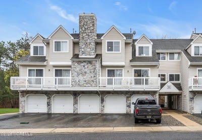 /international/us/4107-norma-place-toms-river-nj-110107079586/