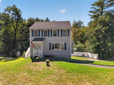 /international/us/233-n-main-street-salem-nh-110119993178/