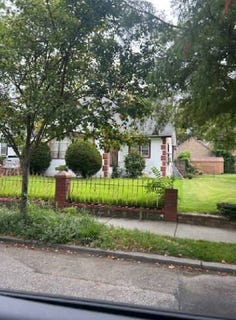 /international/us/186-16-hillburn-ave-saint-albans-ny-110097530039/?lang=id