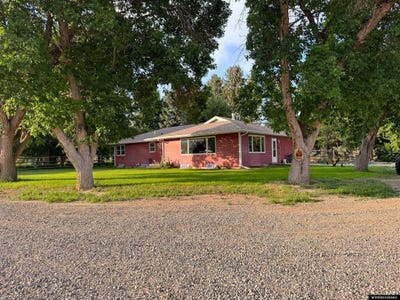 /international/us/10888-highway-789-riverton-wy-110119481412/