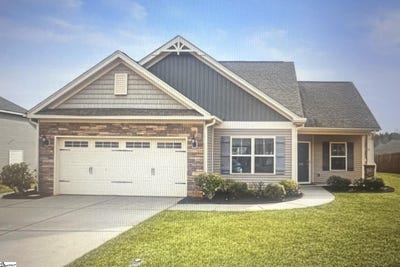/international/us/278-e-pyrenees-drive-lyman-sc-110104571991/