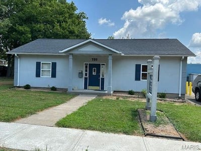 /international/us/720-forest-avenue-cape-girardeau-mo-110106006178/