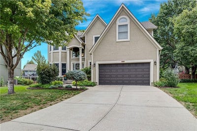 /international/us/8623-haven-street-lenexa-ks-110120053581/