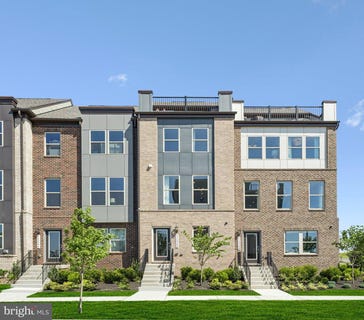 /international/us/8846-curie-street-manassas-va-110110379444/