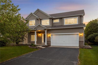 /international/us/10935-eagle-view-place-woodbury-mn-110099698368/