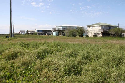 /international/us/132-elmwood-ln-lot-1-2-grand-isle-la-110082657876/