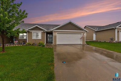 /international/us/6105-w-maxwell-pl-sioux-falls-sd-110108254445/